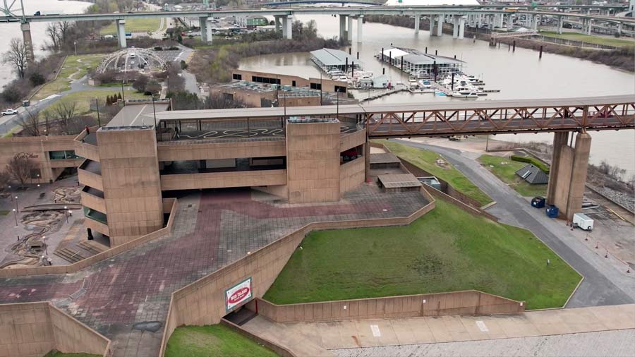 mississippi river museum and history center on mud island next to memphis yacht club and wolf river marina where pedestrians can walk across lagoon to explore walk ways and educational material midsouth drone services prefocus