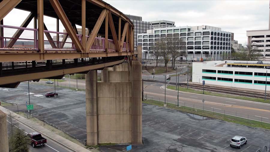 entrance of pedestrian walkway at mississippi river park welcome center for mud island near riverboats and other community attractions for businesses and locals construction development updates memphis aerial media projects prefocus solutions